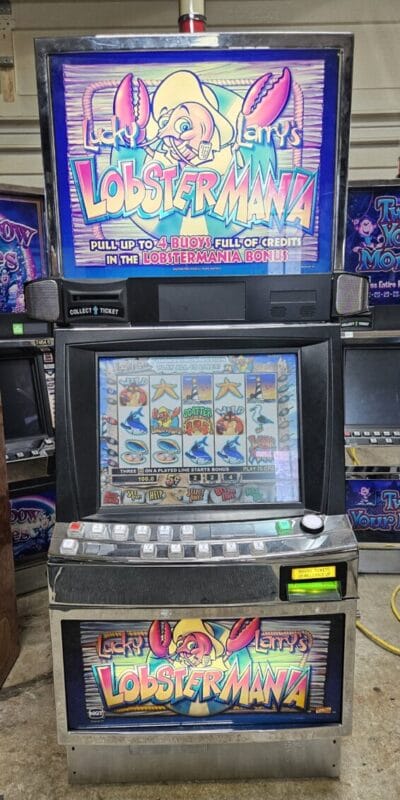 IGT LUCKY LARRY LOBSTERMANIA I-GAME PLUS VIDEO SLOT MACHINE